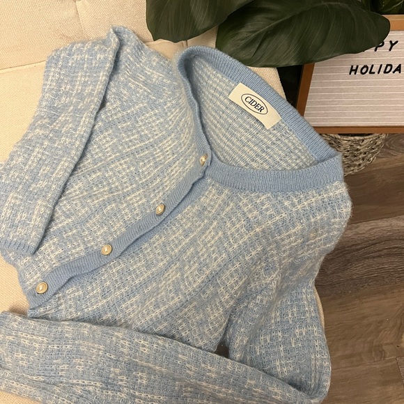 CIDER PEARL BUTTON CARDIGAN - Picture 3 of 3